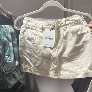 Princess Polly Cream Skort